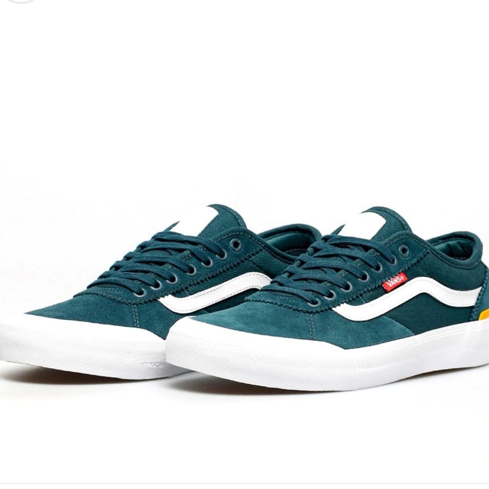 VANS Chima Pro 2 Prime Atlantic Blue Suede Sneakers Men's 7.5 / Women's 9 NWT